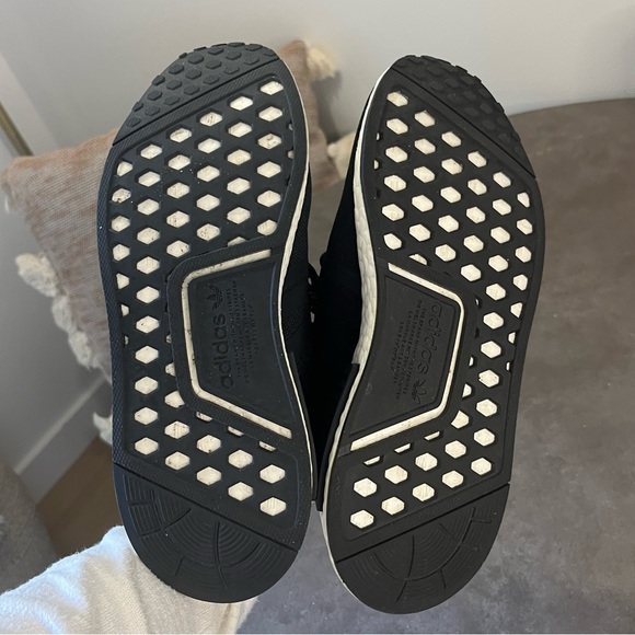 Black NMDs - Picture 6 of 7